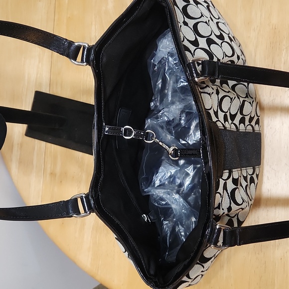 Vintage Coach Tote - Picture 6 of 8